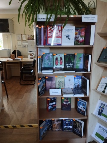 Jaunieguvumi, literatūras izstādes